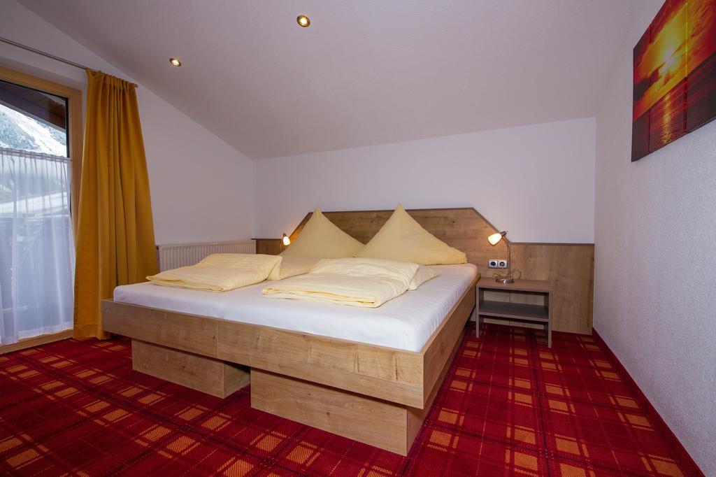 Fiegl Alois Apartment Längenfeld Стая снимка
